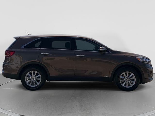Used 2019 Kia Sorento LX with VIN 5XYPGDA30KG499051 for sale in Jefferson City, MO