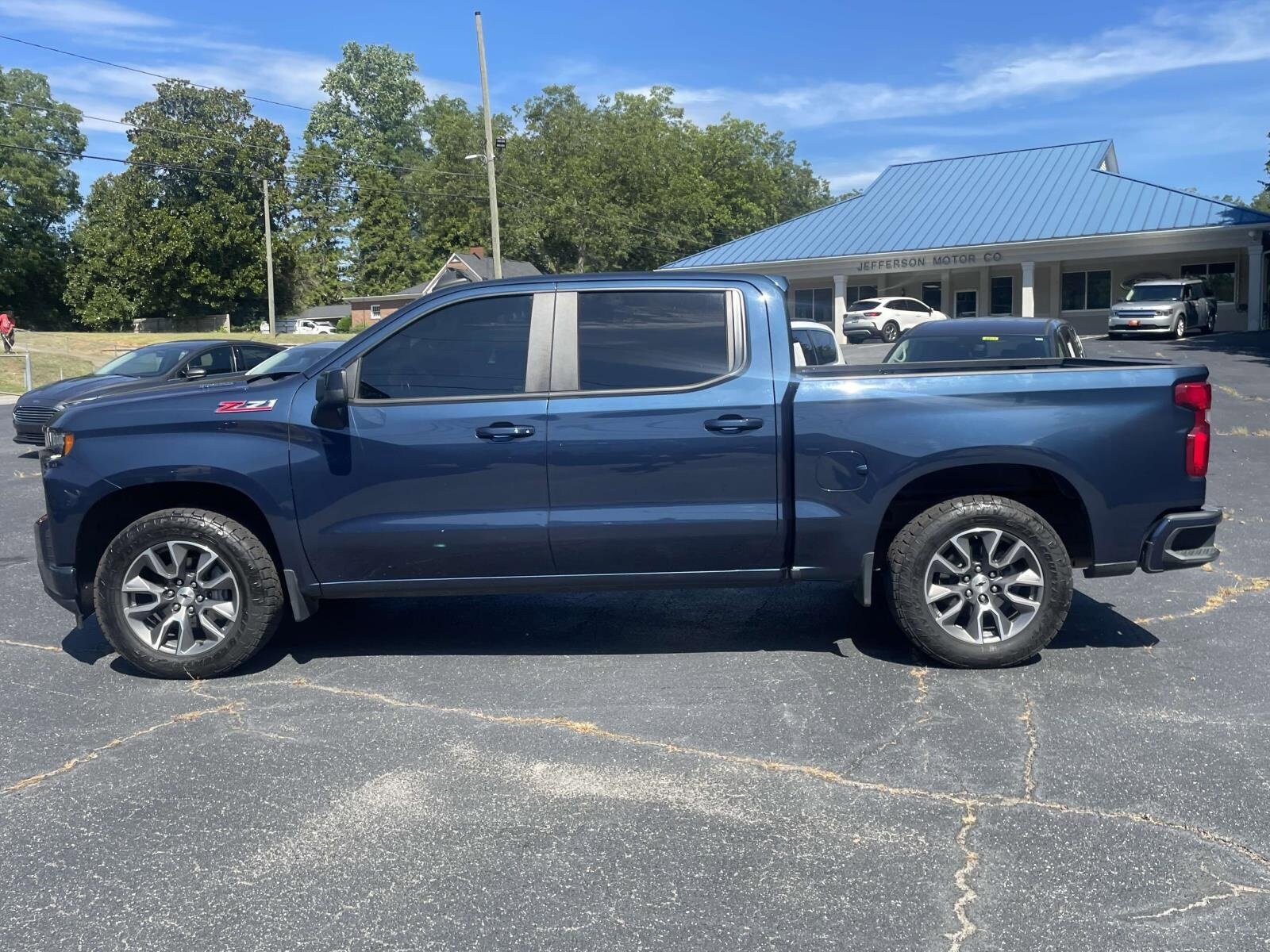 2021 Chevrolet Silverado 1500 RST photo 2