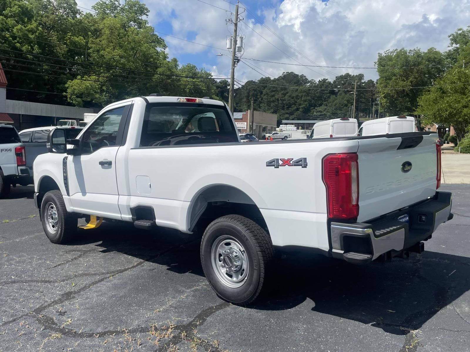 2025 Ford F-250 photo 3