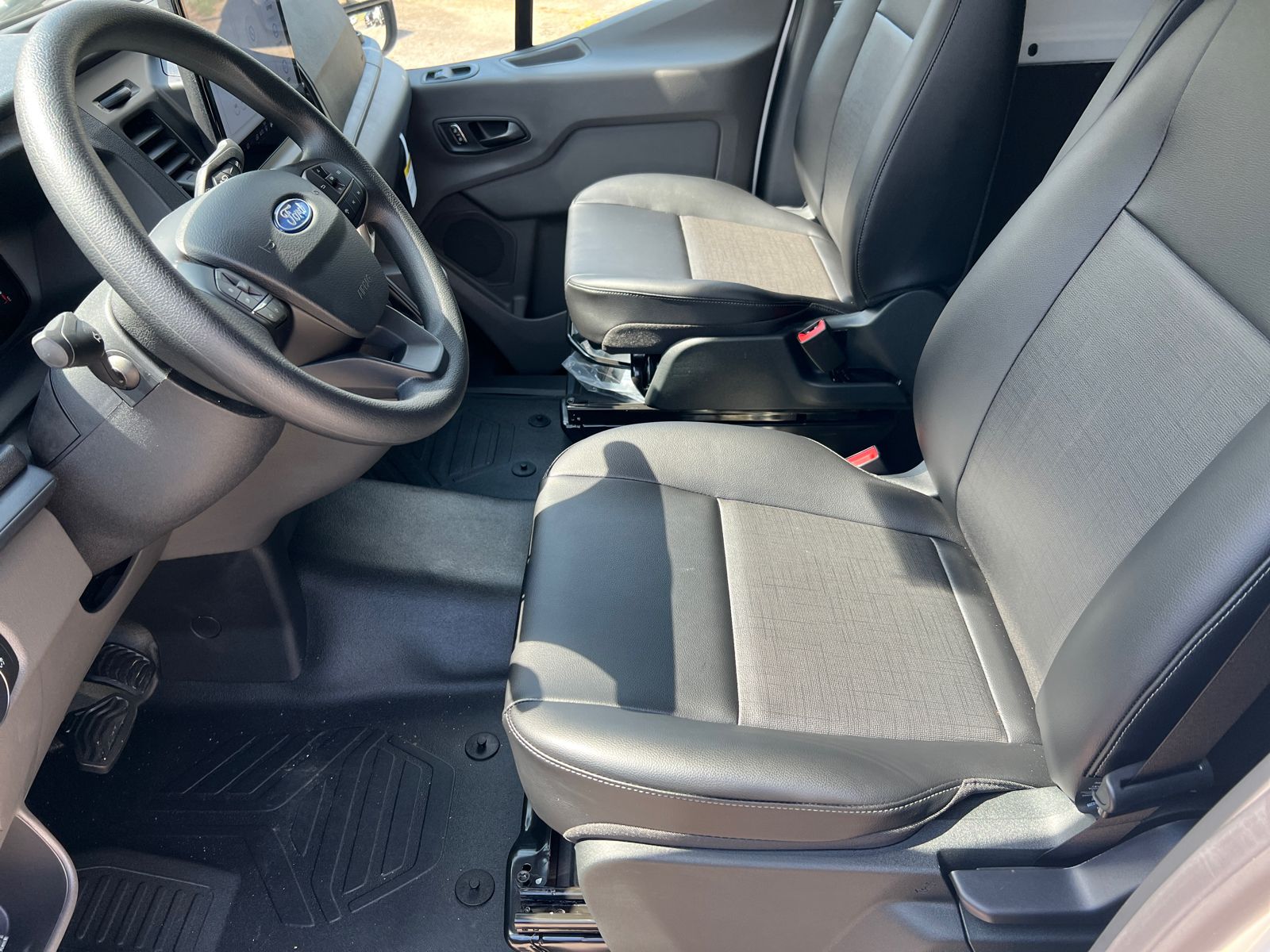 2026 Ford Transit Van Base - Photo 9