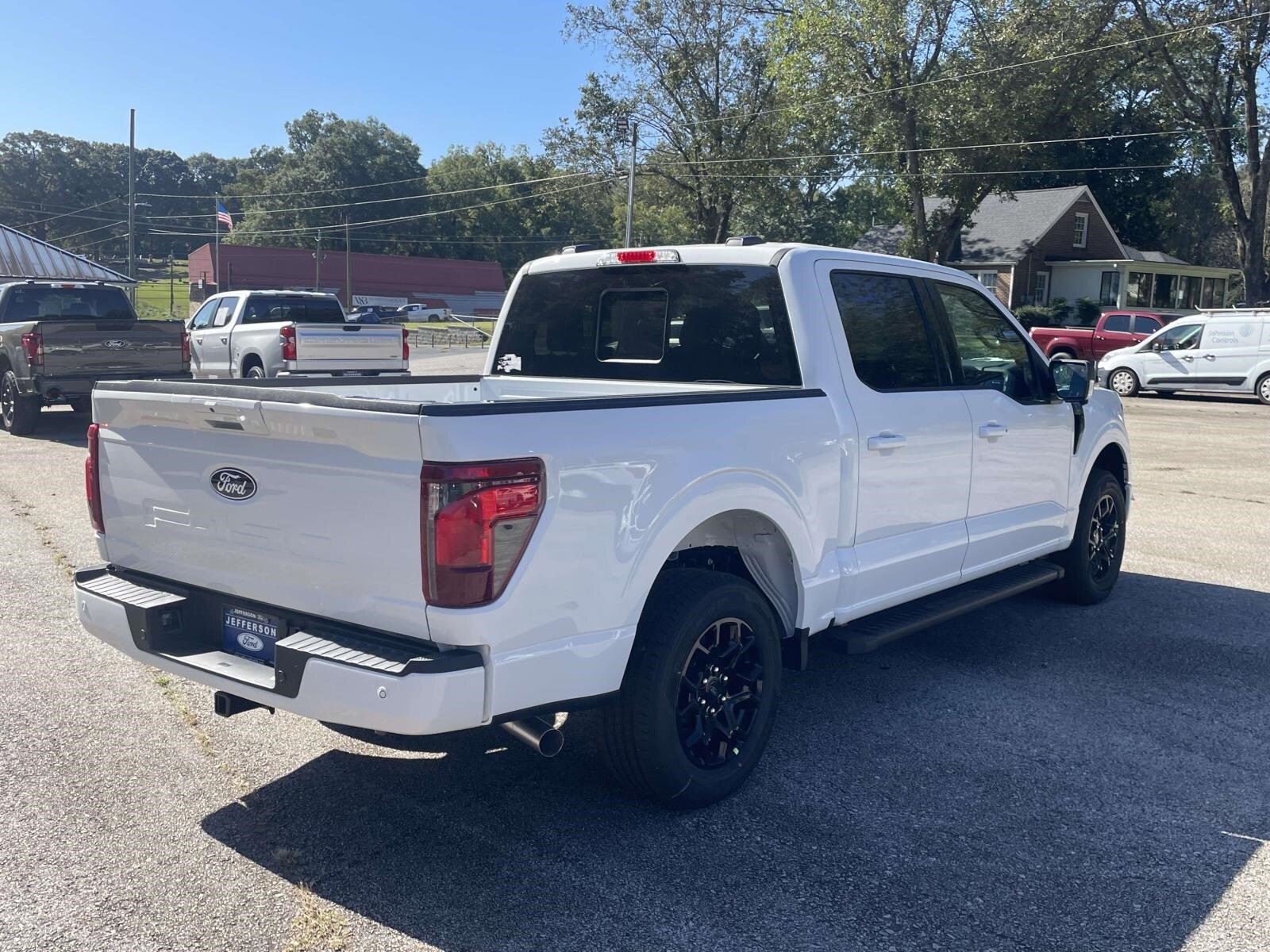 2025 Ford F-150 XLT photo 3