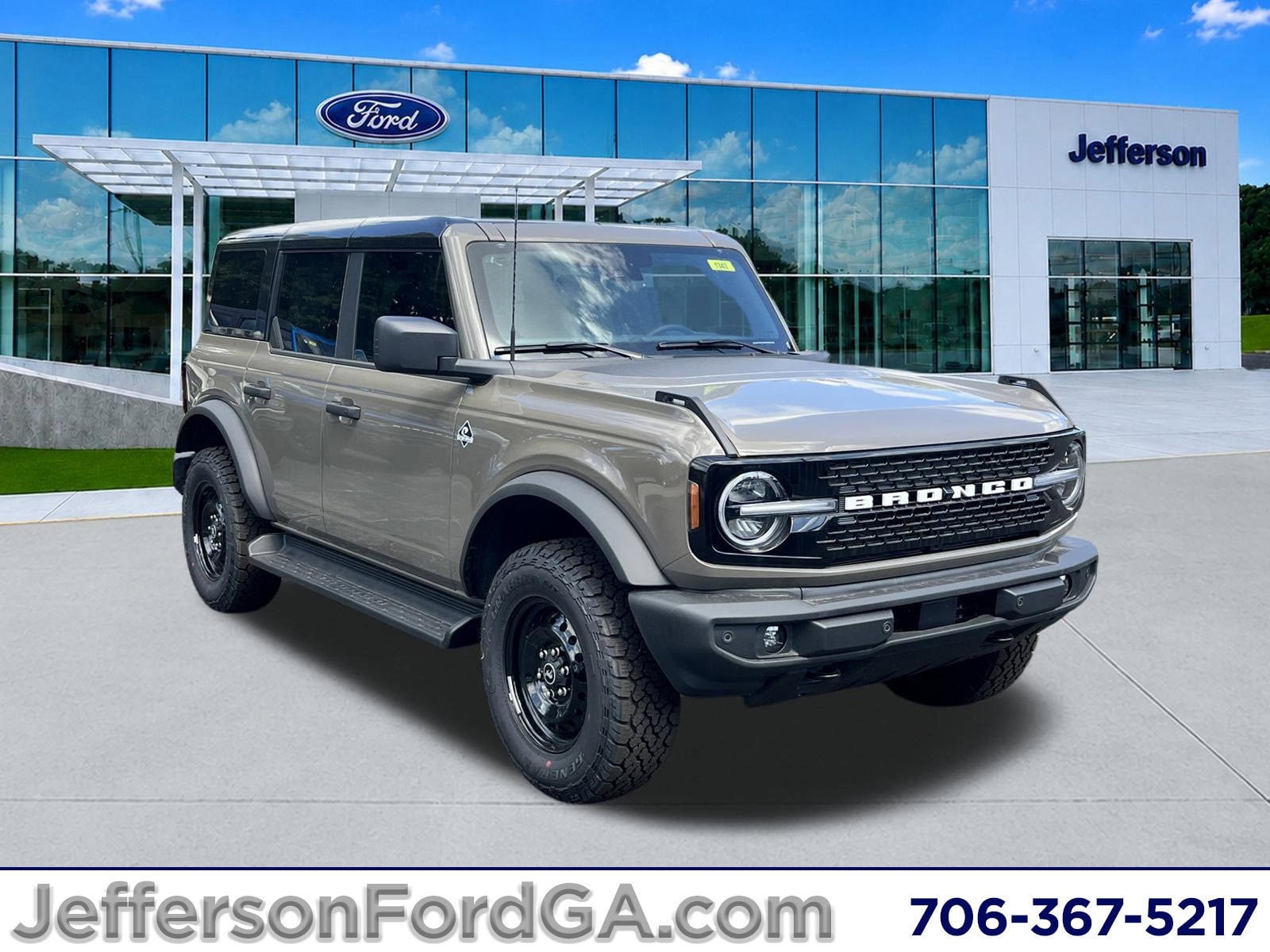 2026 Ford Bronco 4-Door Outer Banks - Photo 1