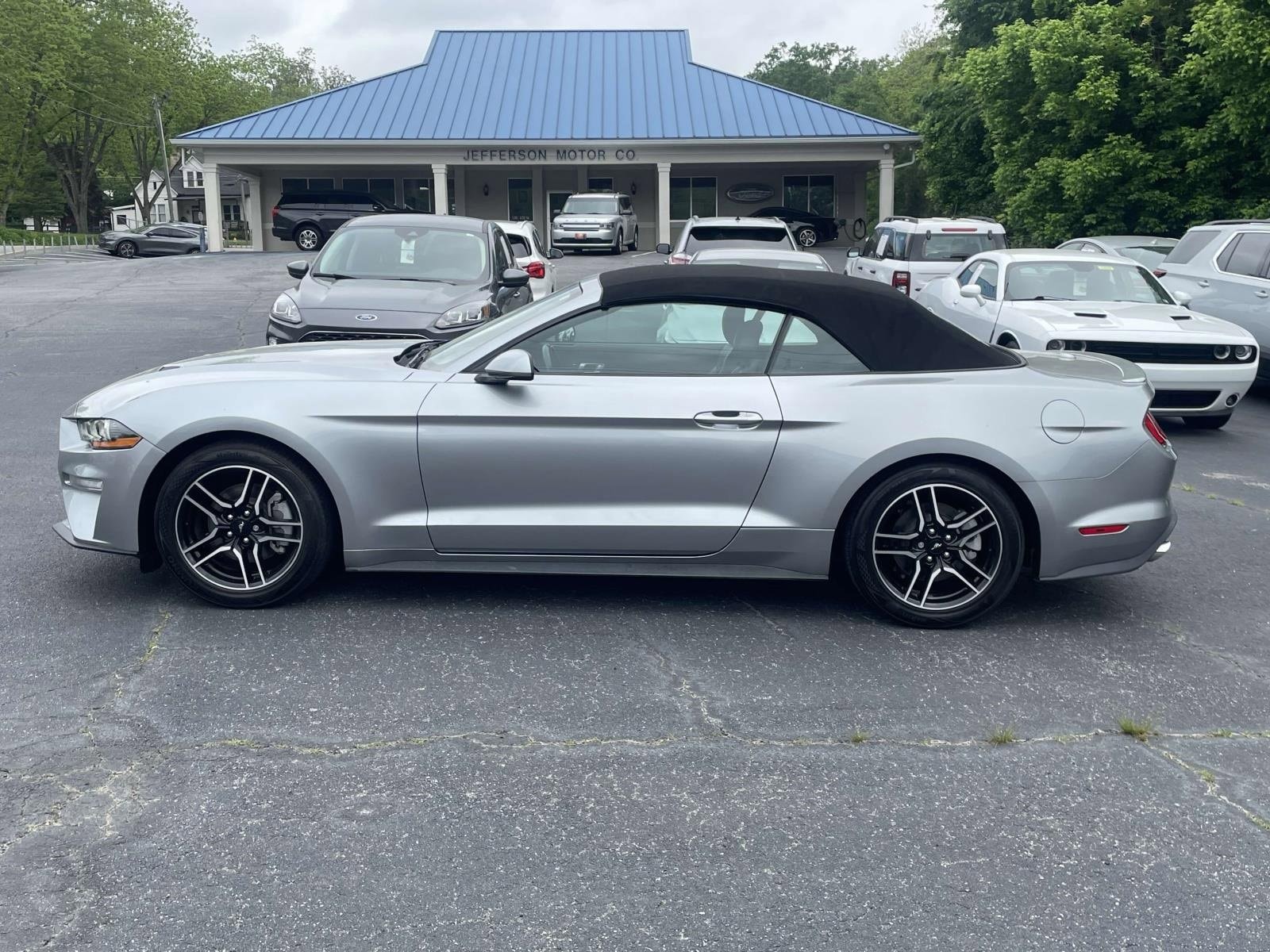 Used 2022 Ford Mustang EcoBoost Premium with VIN 1FATP8UH3N5124285 for sale in Jefferson, GA