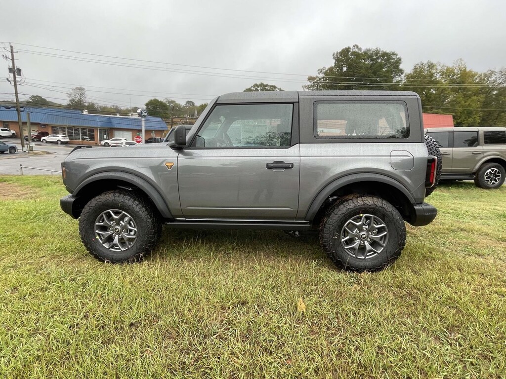 New 2025 Ford Bronco Badlands SUV