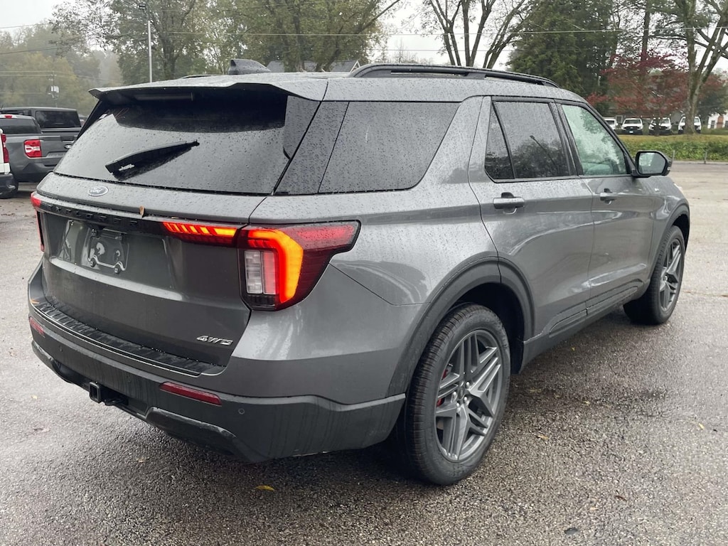 New 2025 Ford Explorer ST-Line SUV