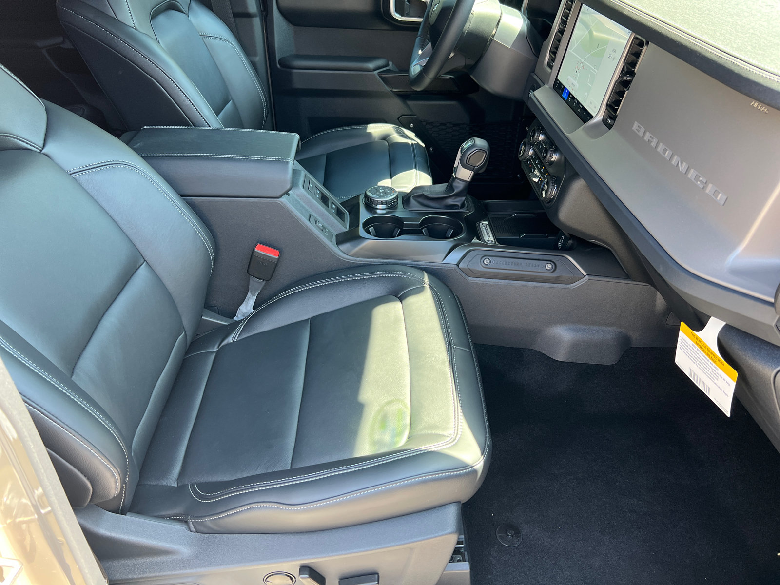 2026 Ford Bronco 4-Door Outer Banks - Photo 13