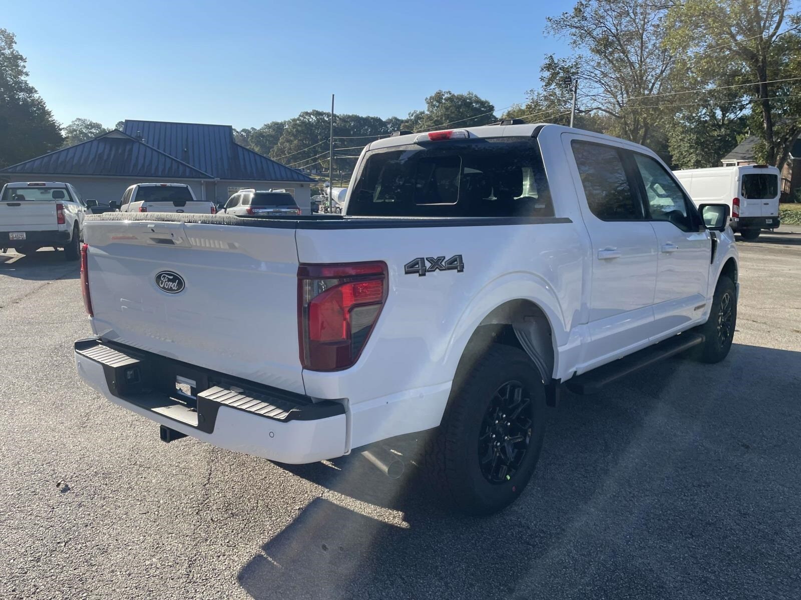 2025 Ford F-150 XLT photo 4