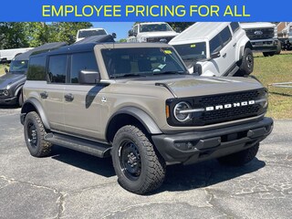 2026 Ford Bronco Outer Banks SUV