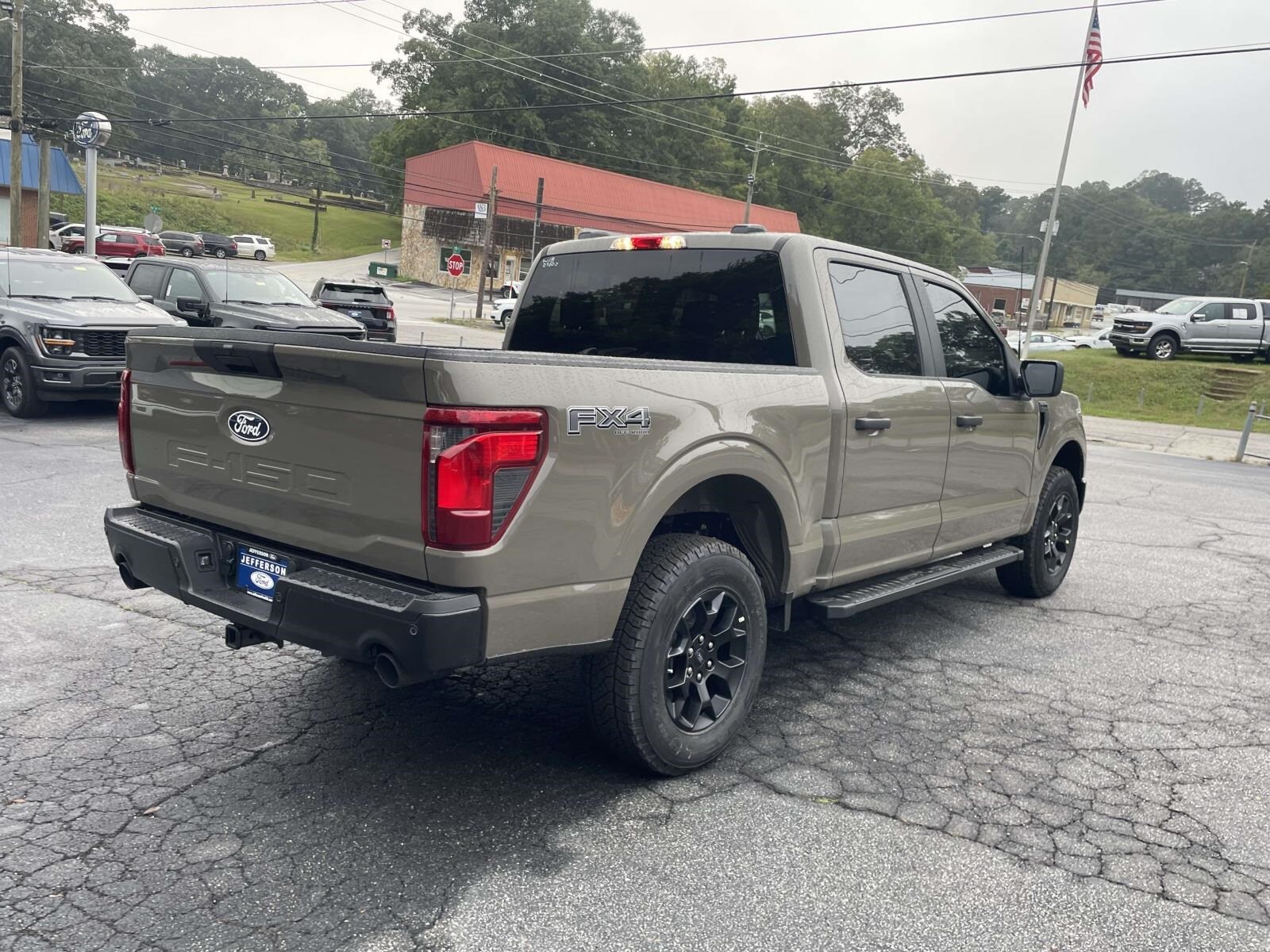 2025 Ford F-150 STX photo 4