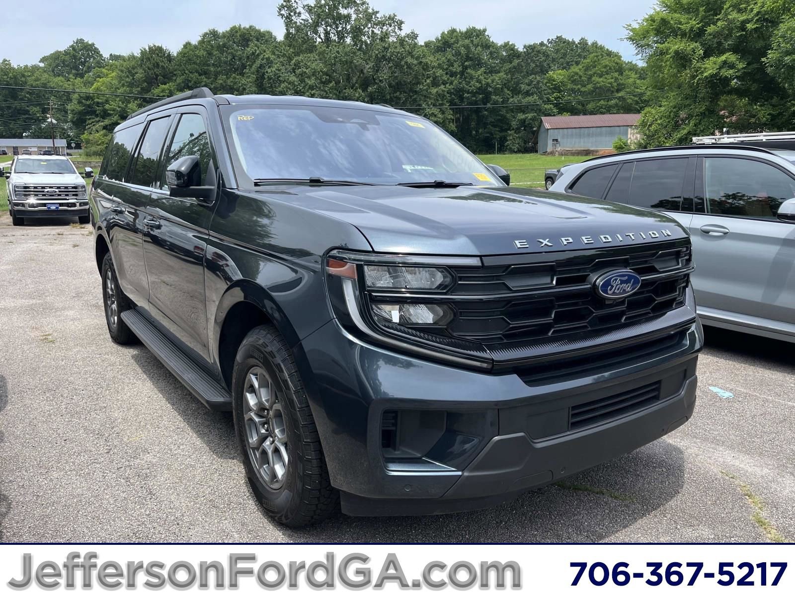 2025 Ford Expedition Active MAX's photo