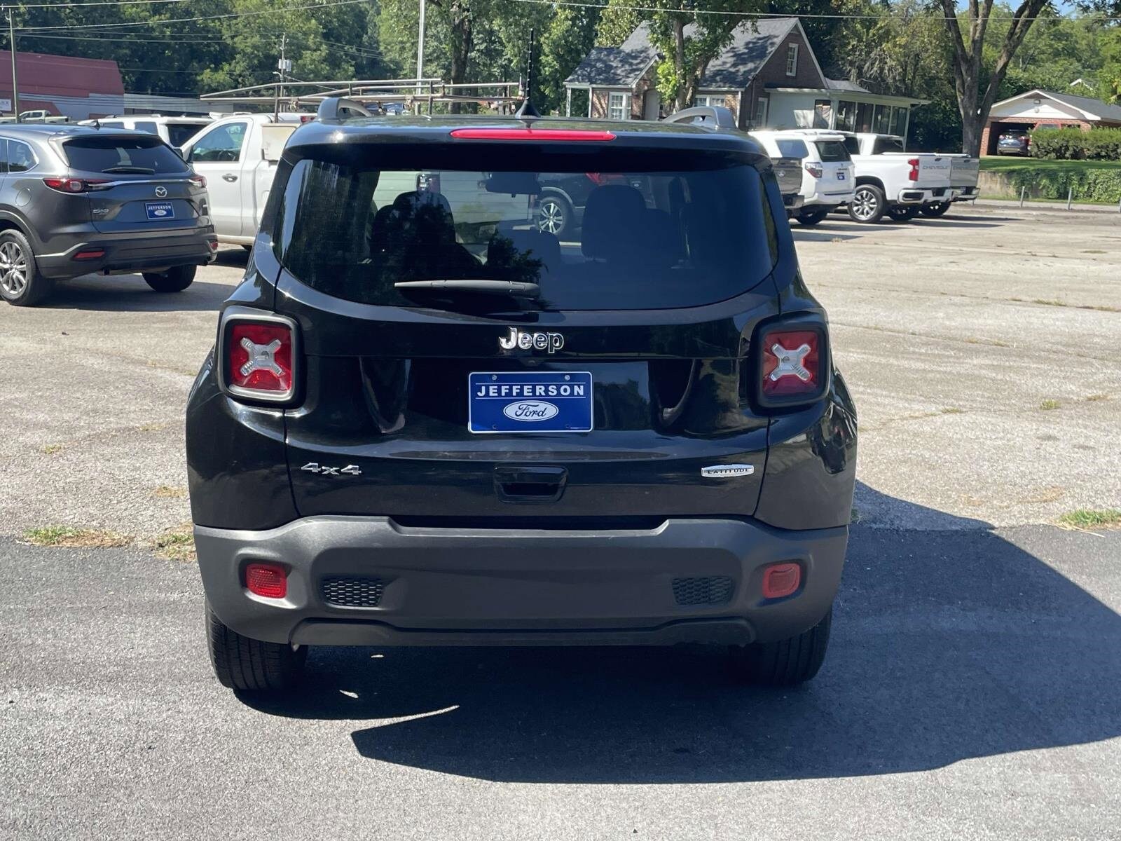 2022 Jeep Renegade Latitude photo 2