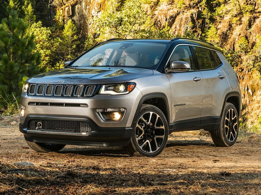Used 2018 Jeep Compass Latitude SUV