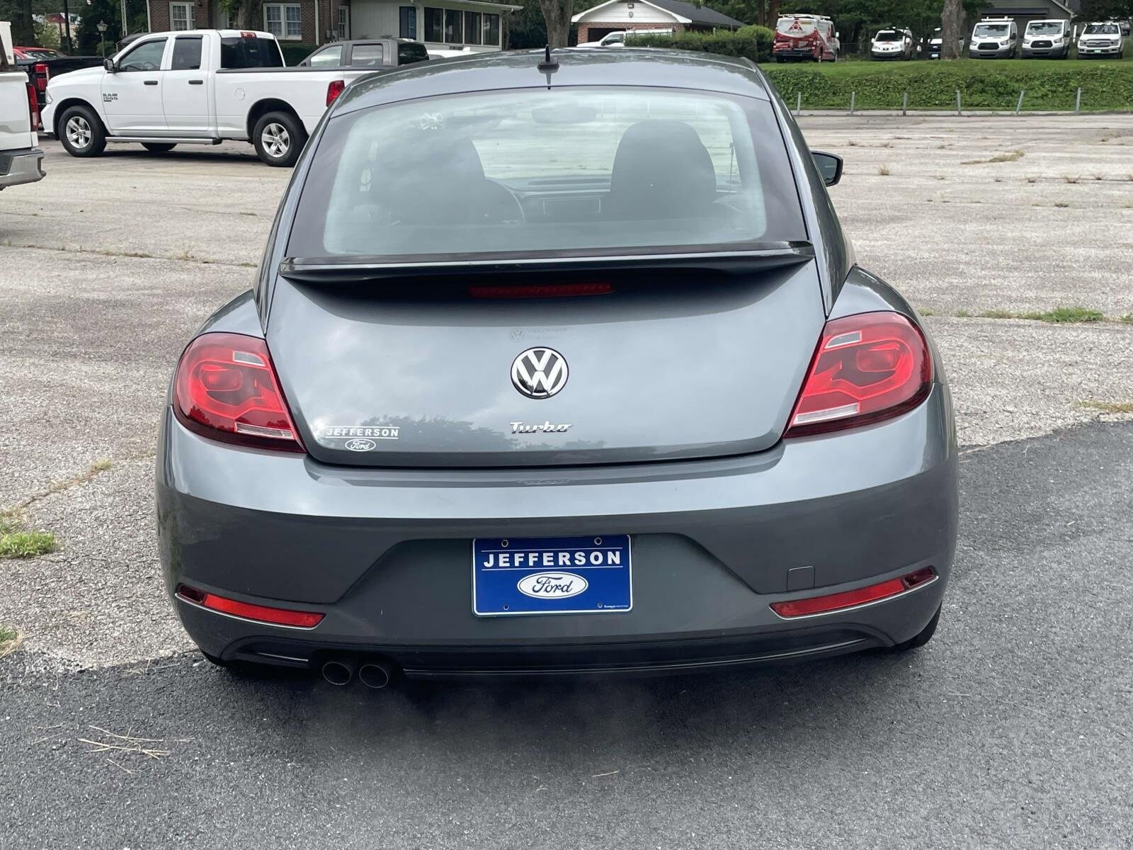 2017 Volkswagen Beetle 1.8T Classic photo 4