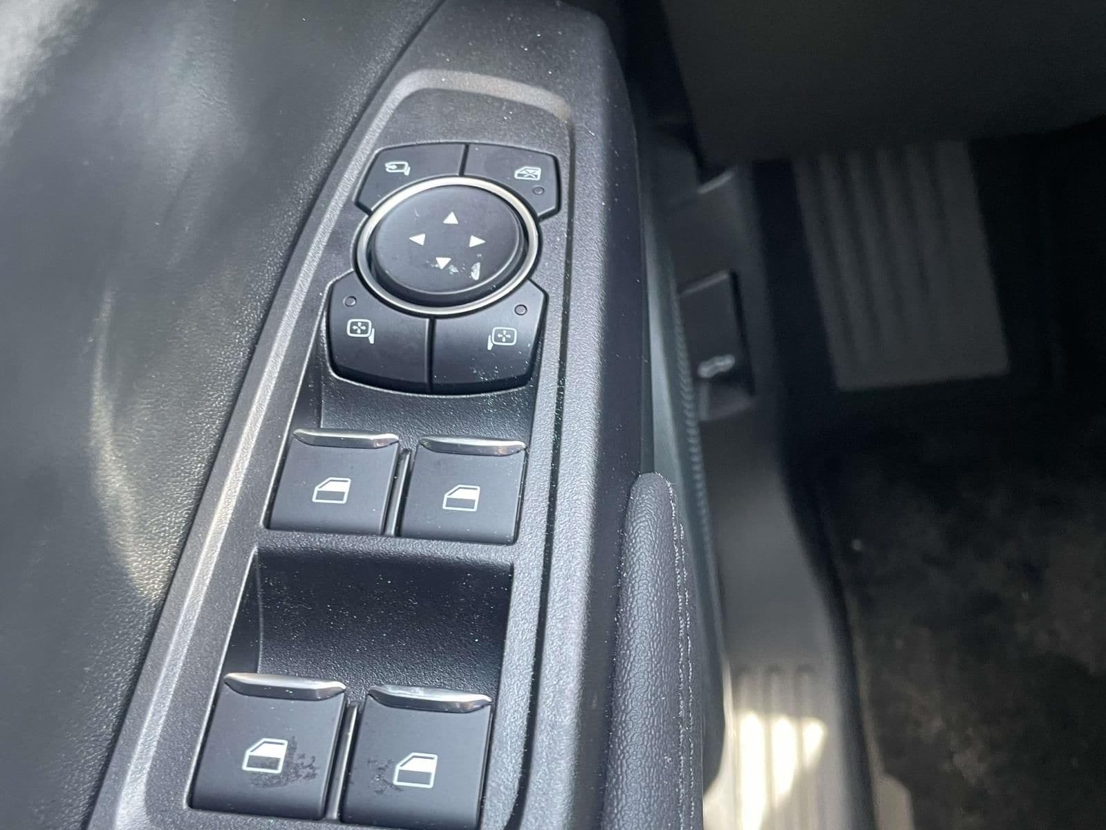 2025 Ford Ranger XLT - Photo 17