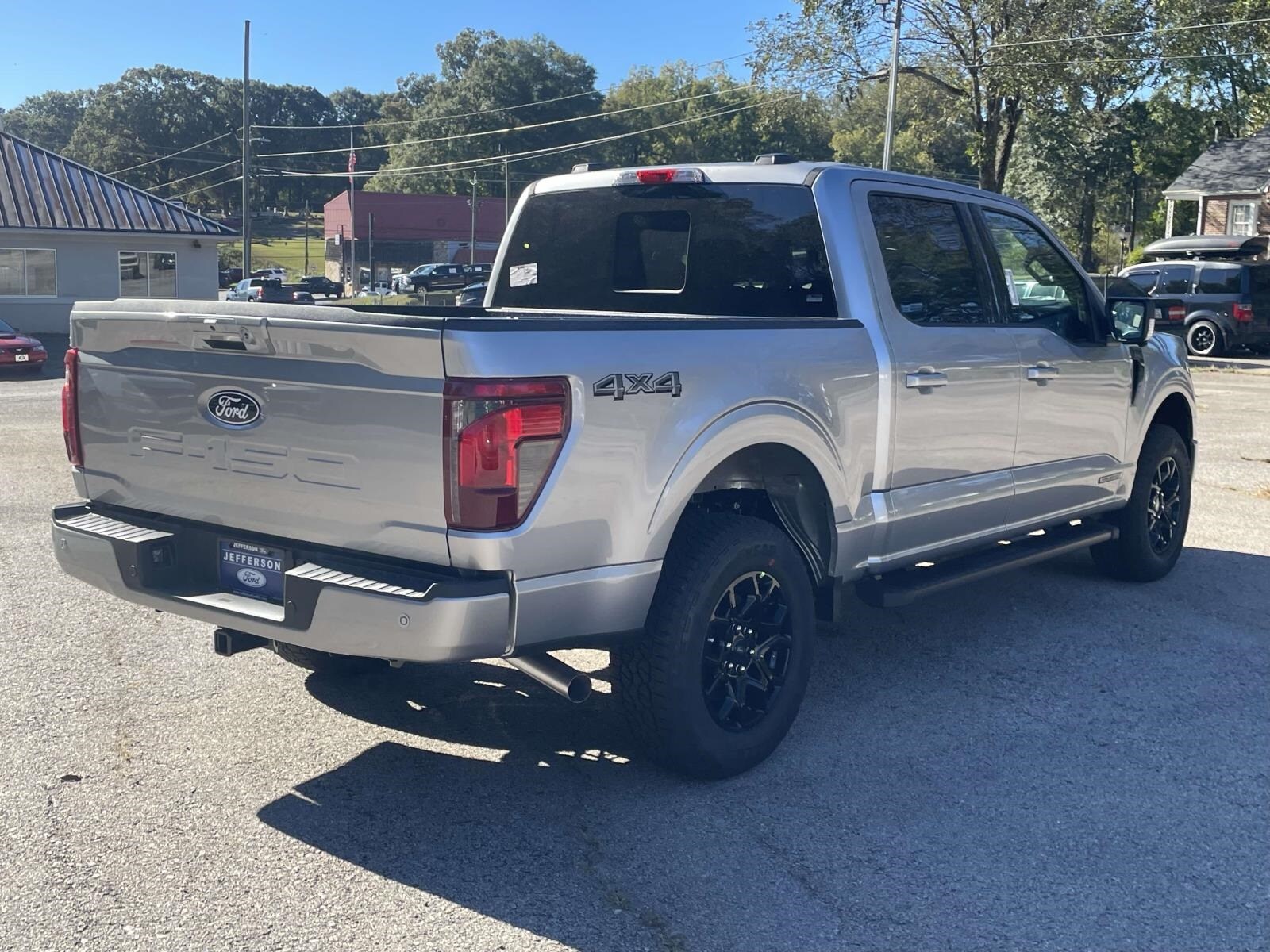 2025 Ford F-150 XLT photo 3