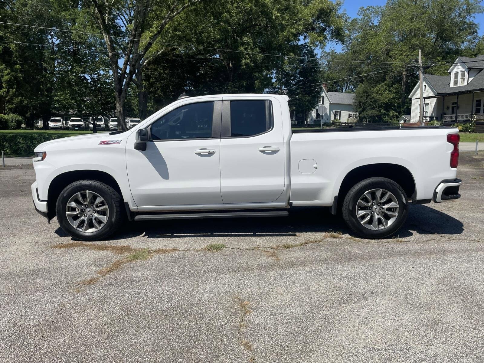 2020 Chevrolet Silverado 1500 RST photo 2