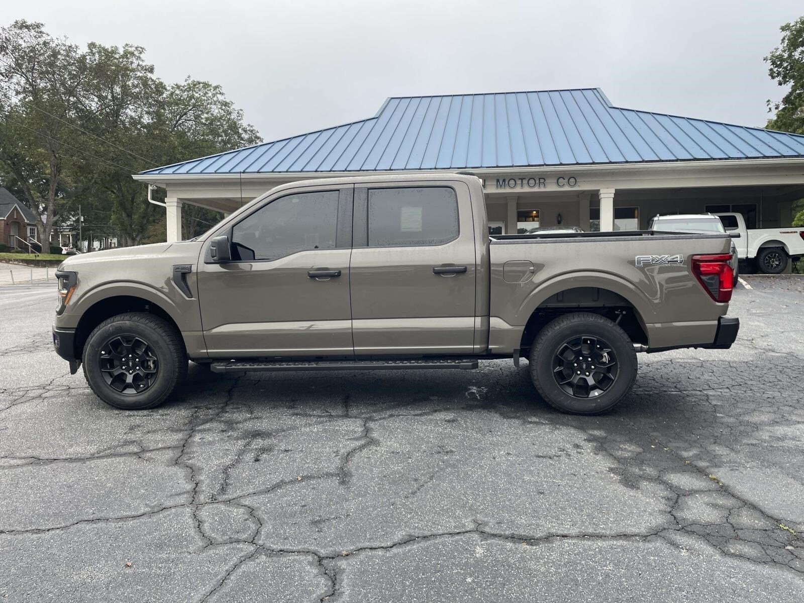 2025 Ford F-150 STX photo 2