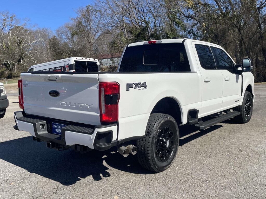 New 2025 Ford F-250SD Lariat Truck