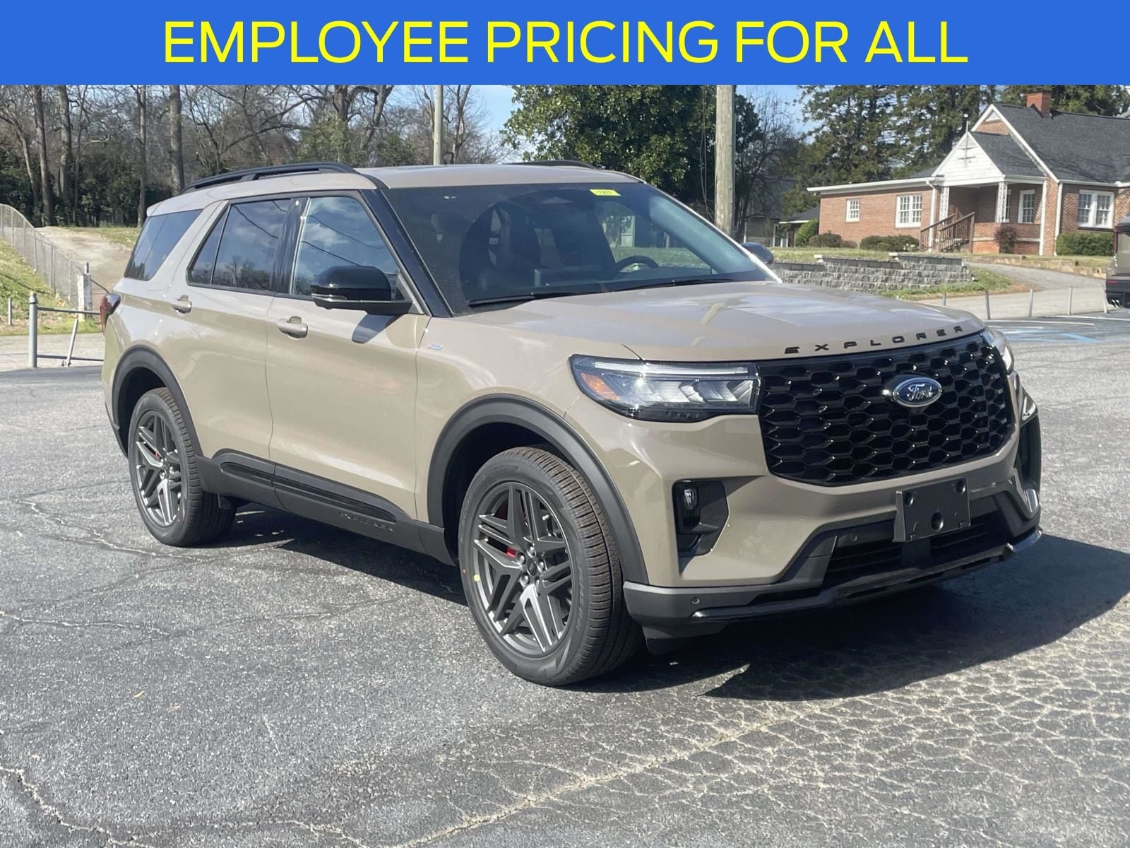 2026 Ford Explorer ST-LINE 4WD's photo