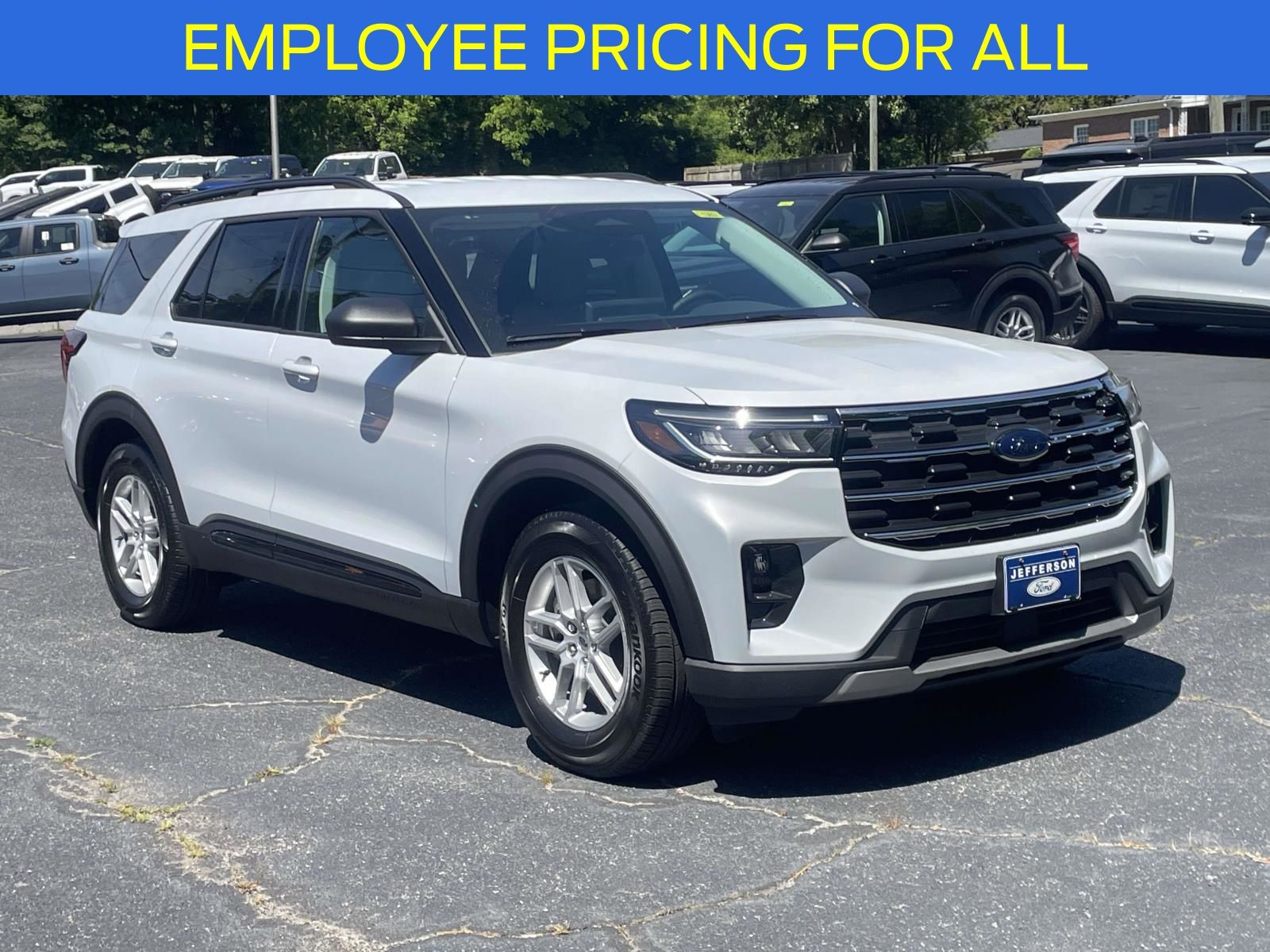 2026 Ford Explorer's photo