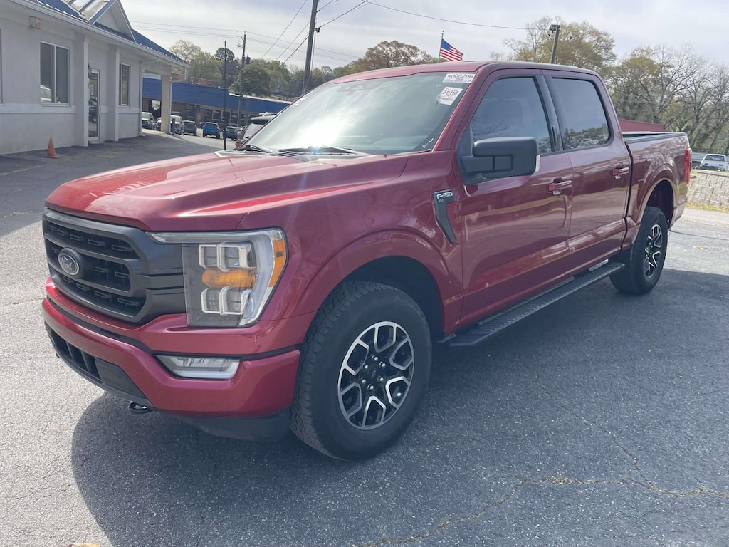 Used 2022 Ford F-150 XLT Truck SuperCrew Cab