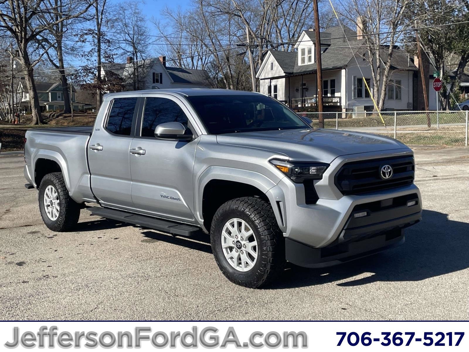 2024 Toyota Tacoma SR5's photo