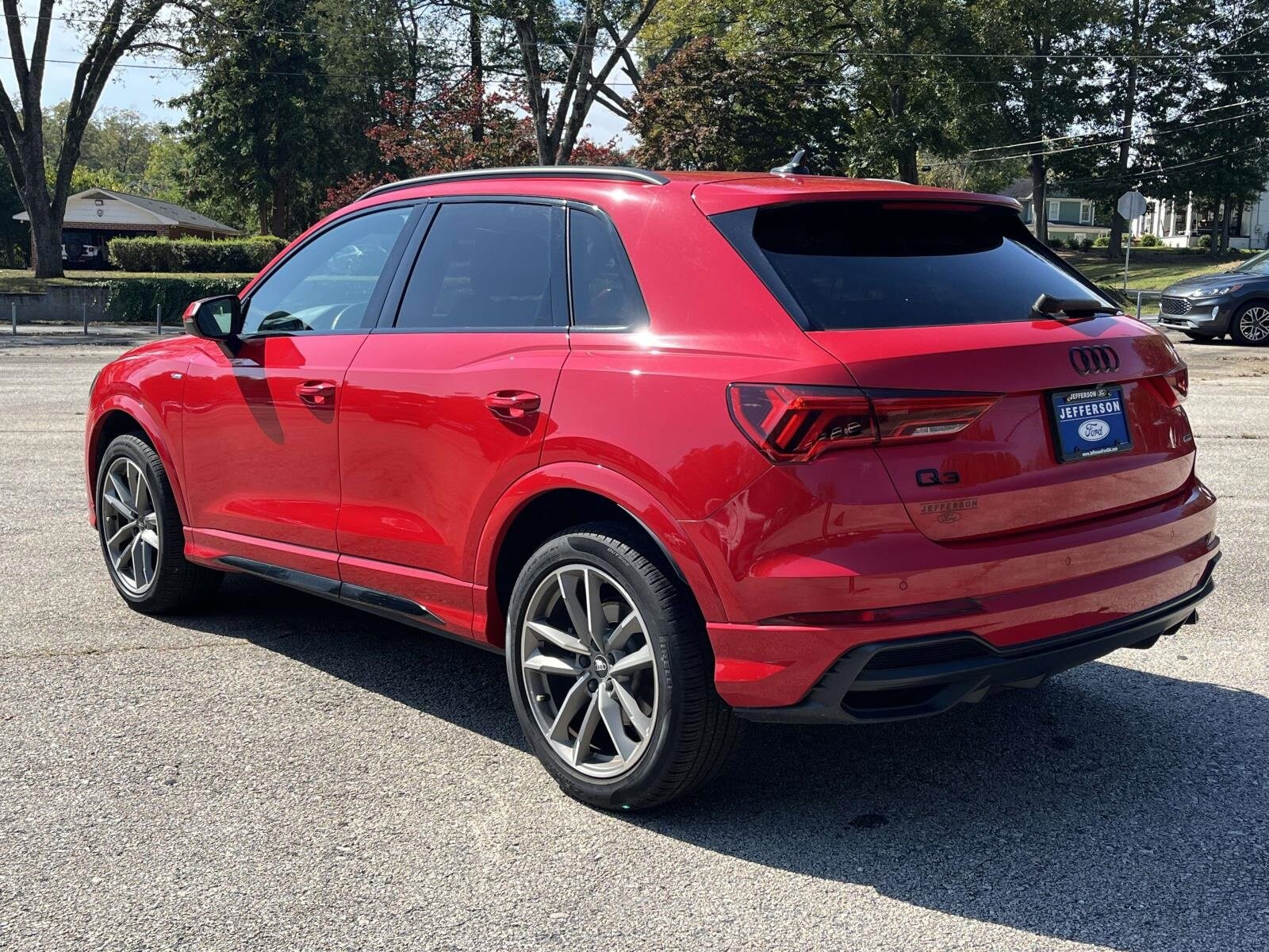 2022 Audi Q3 S line Premium photo 2