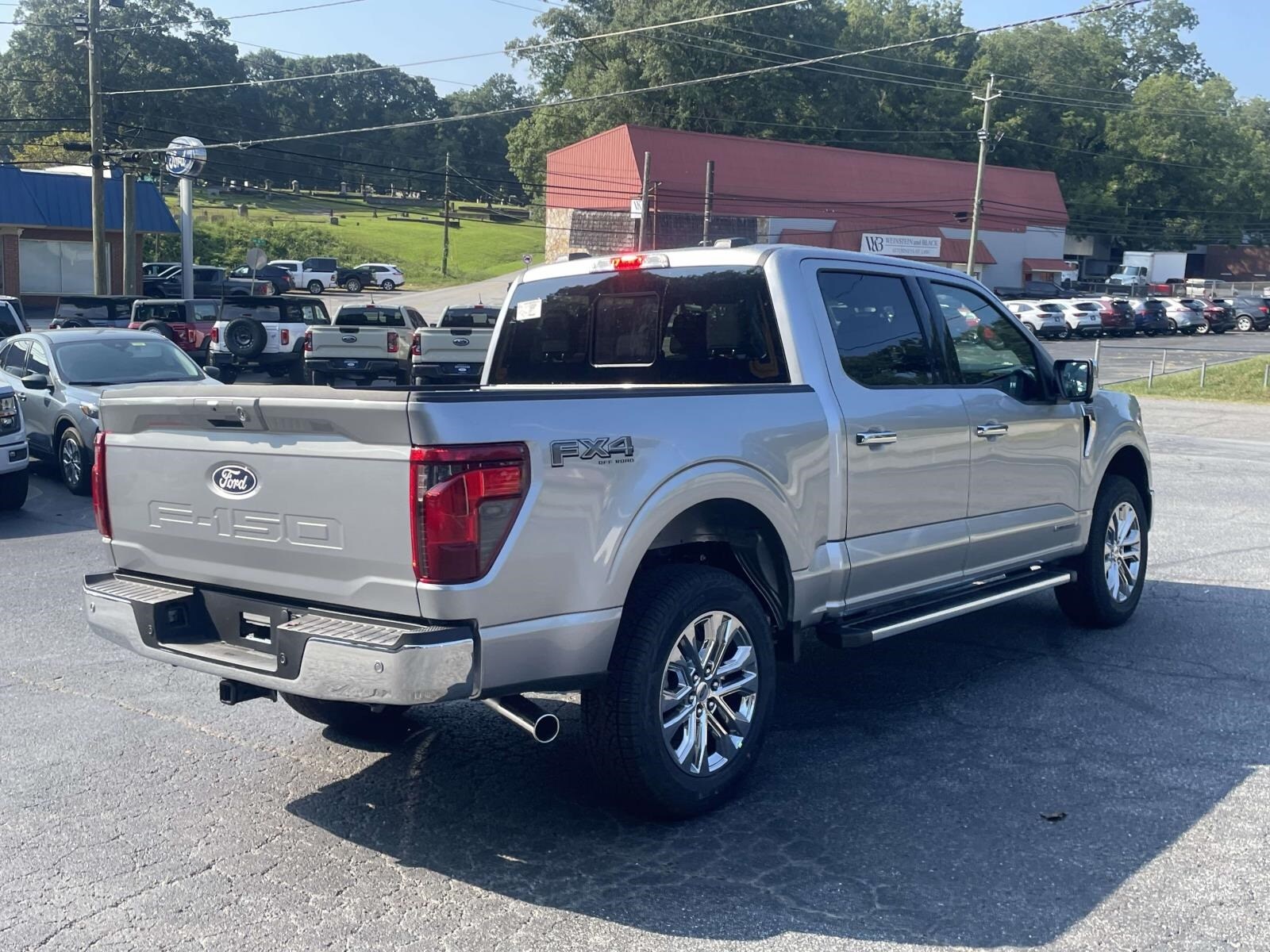 2025 Ford F-150 XLT photo 4
