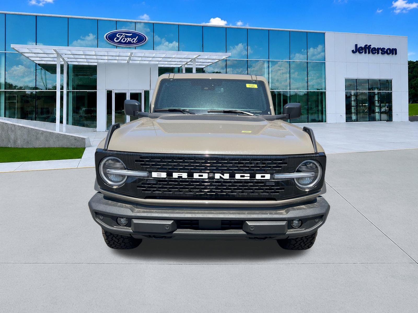 2026 Ford Bronco 4-Door Outer Banks - Photo 2