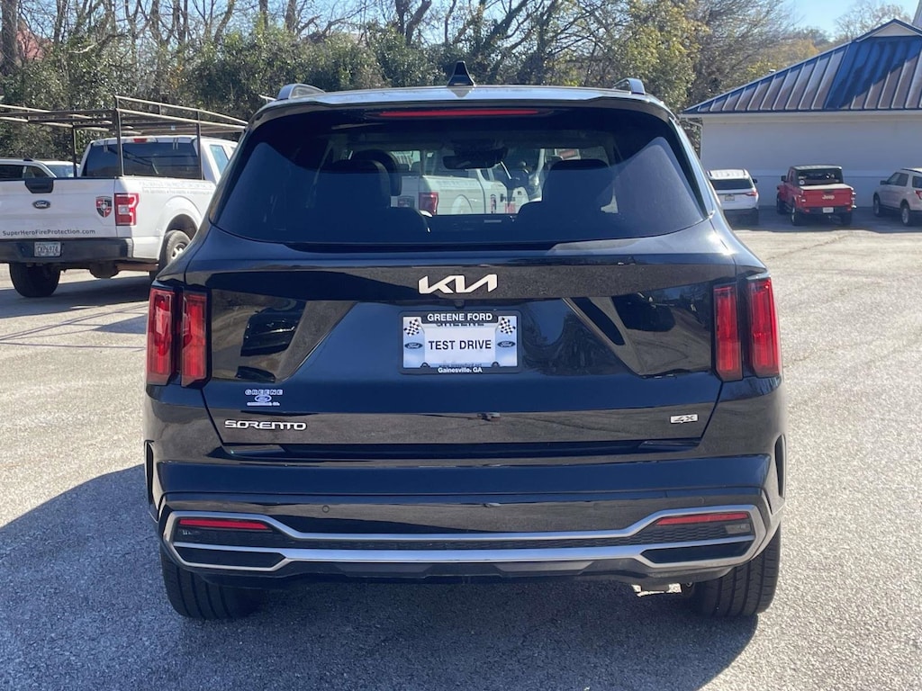 Used 2023 Kia Sorento SX SUV