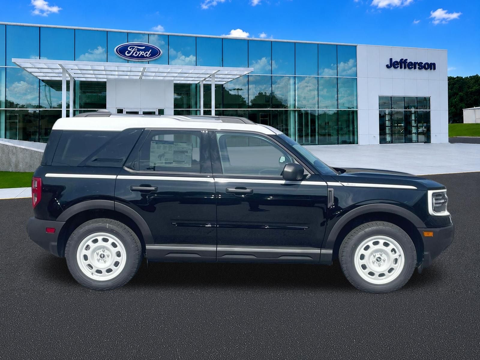 2025 Ford Bronco Sport Heritage - Photo 2