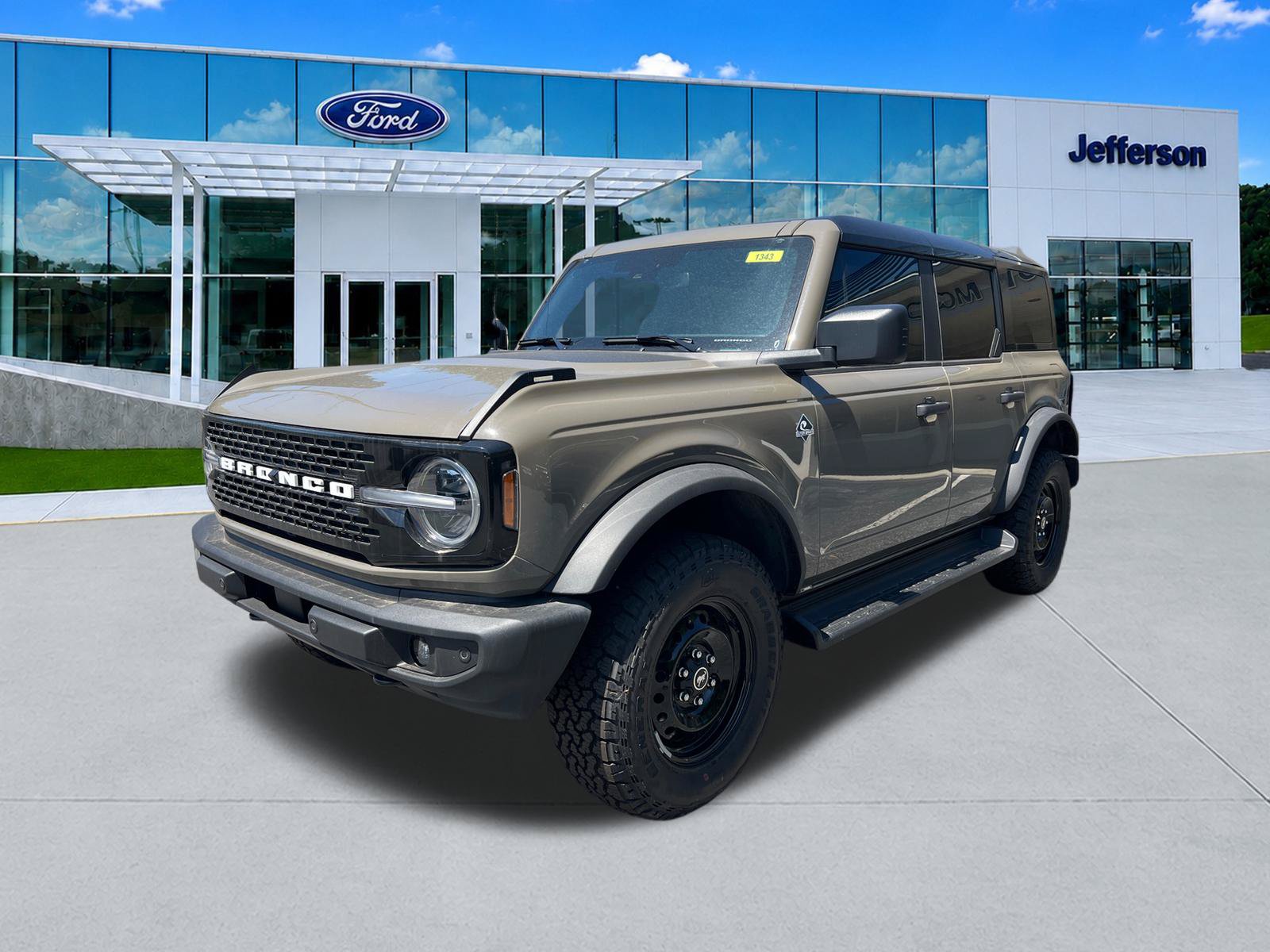 2026 Ford Bronco 4-Door Outer Banks - Photo 3