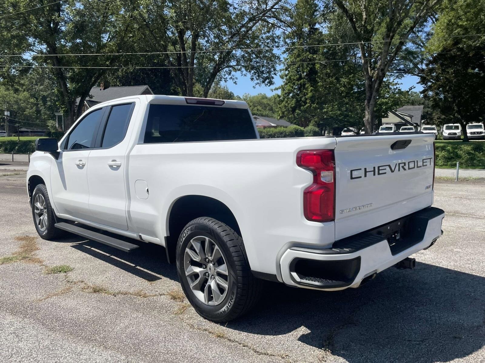 2020 Chevrolet Silverado 1500 RST photo 3