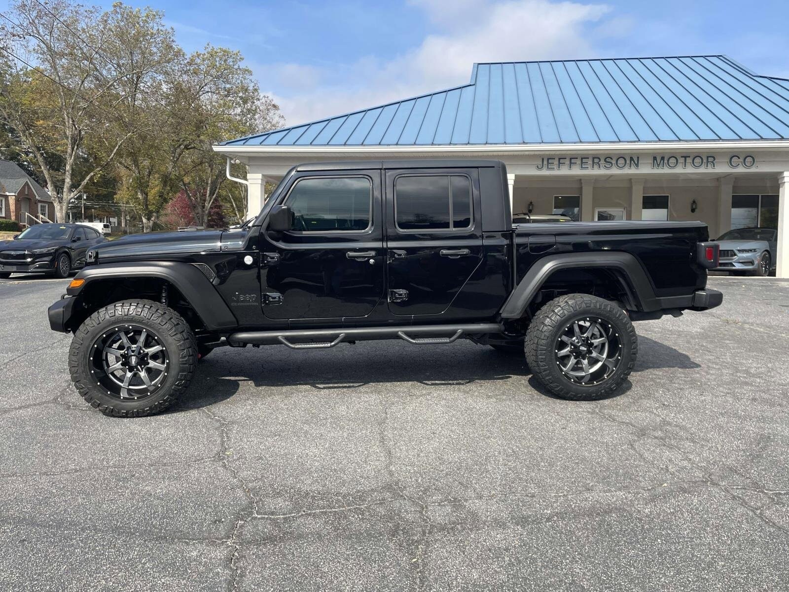 2020 Jeep Gladiator Sport S photo 2