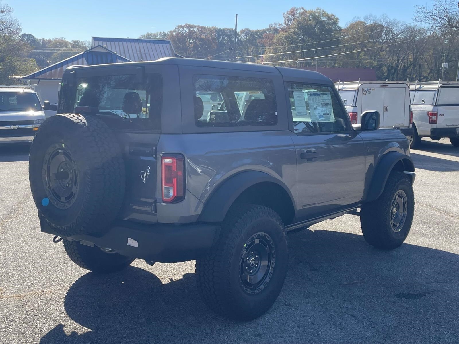 2025 Ford Bronco Base photo 4