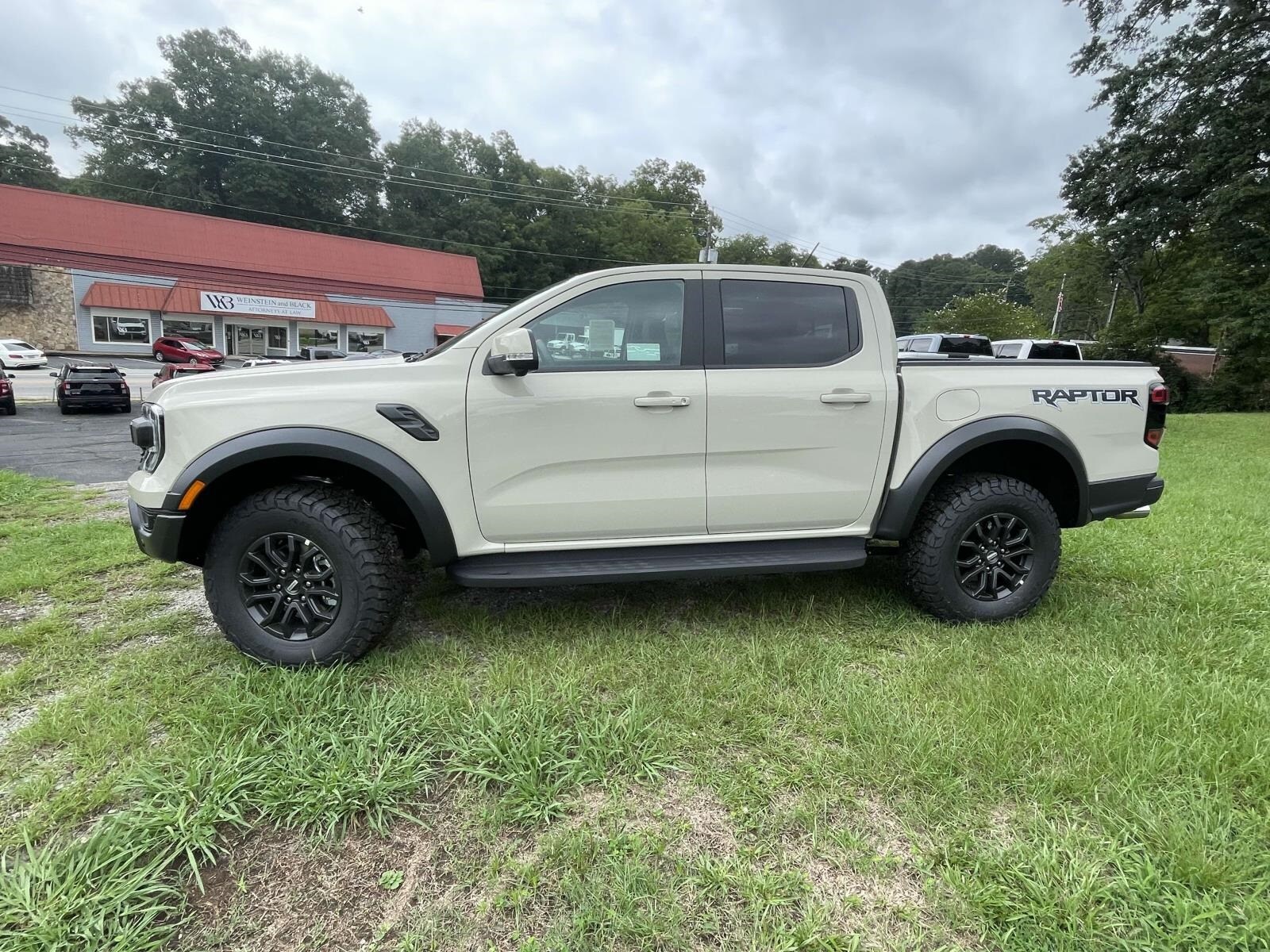 2025 Ford Ranger Raptor photo 2