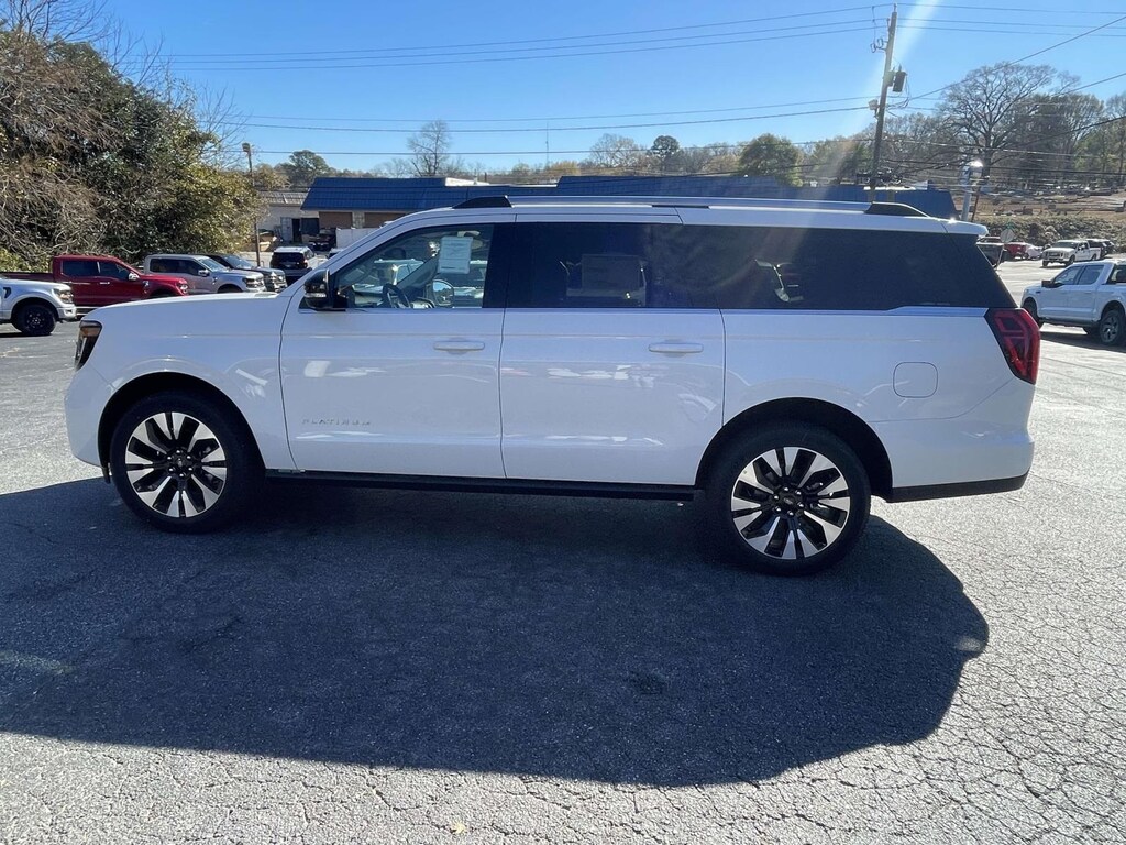 2026 Ford Expedition MAX MAX Platinum photo 4