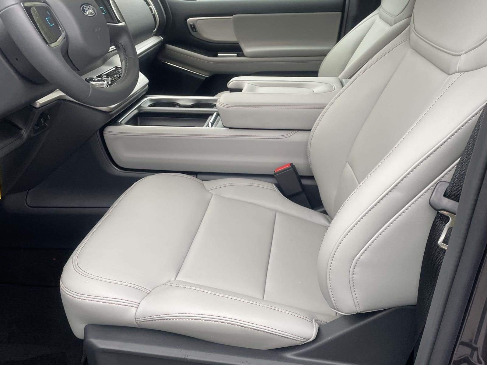 2025 Ford Expedition MAX Active - Photo 10