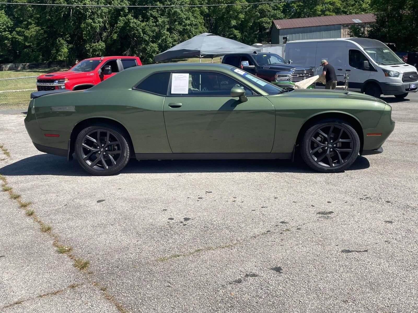 Vehicle Image 2
