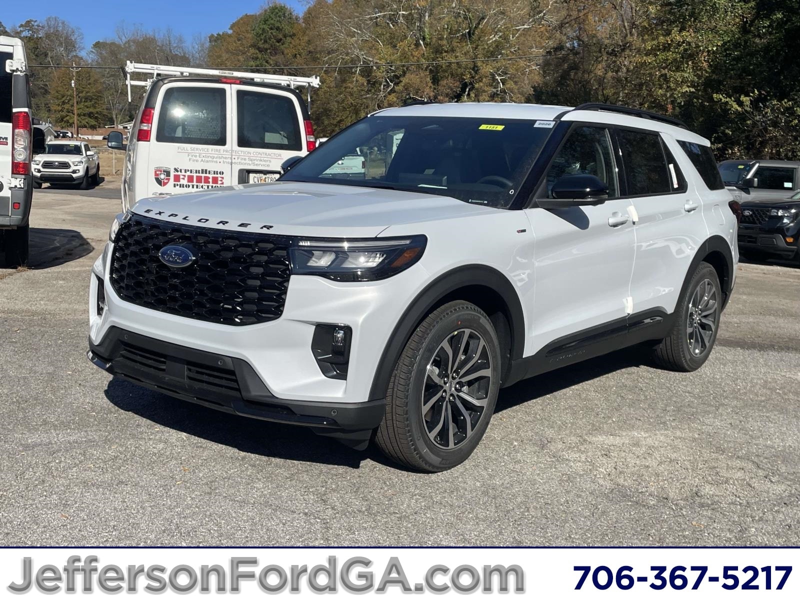 2026 Ford Explorer ST-LINE's photo