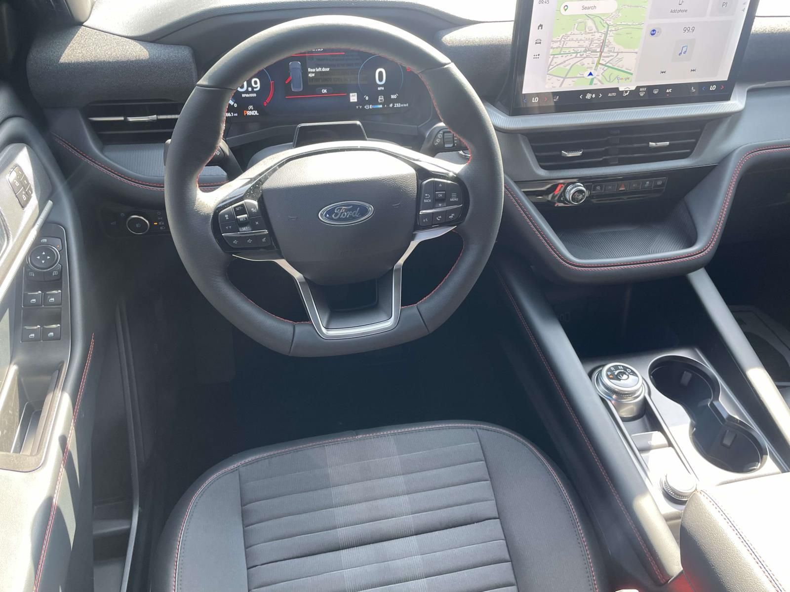 2026 Ford Explorer ST-Line - Photo 10