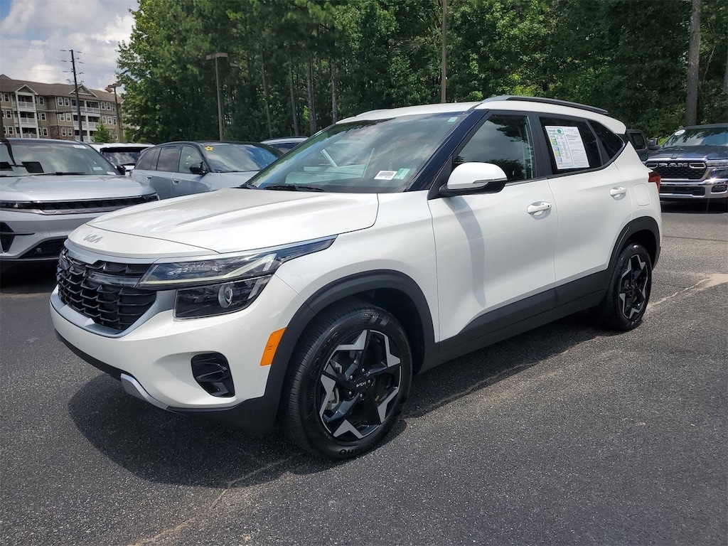 Used 2024 Kia Seltos EX SUV