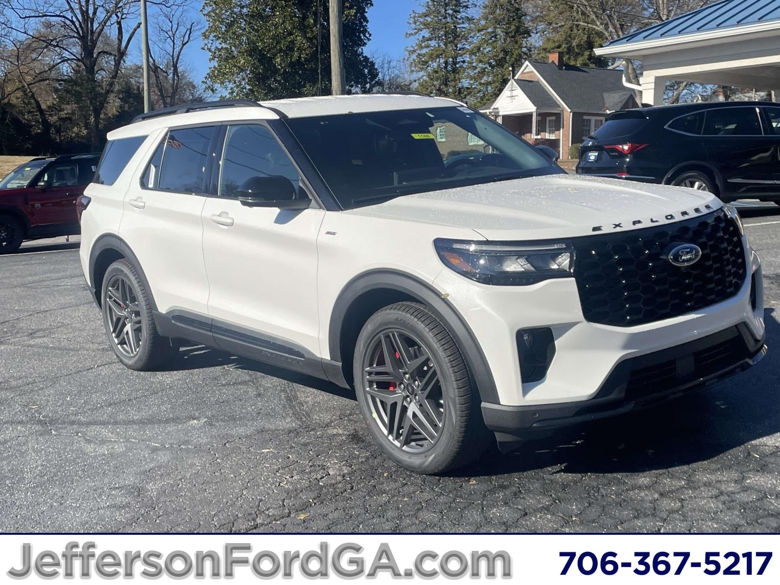2026 Ford Explorer ST-LINE's photo