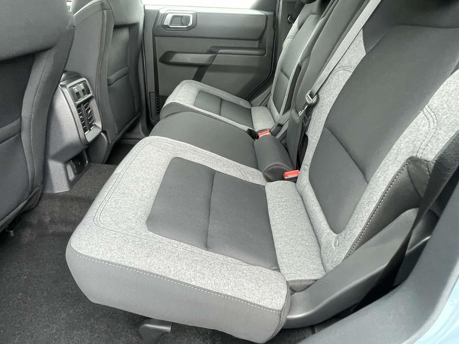 2025 Ford Bronco 4-Door Base - Photo 8