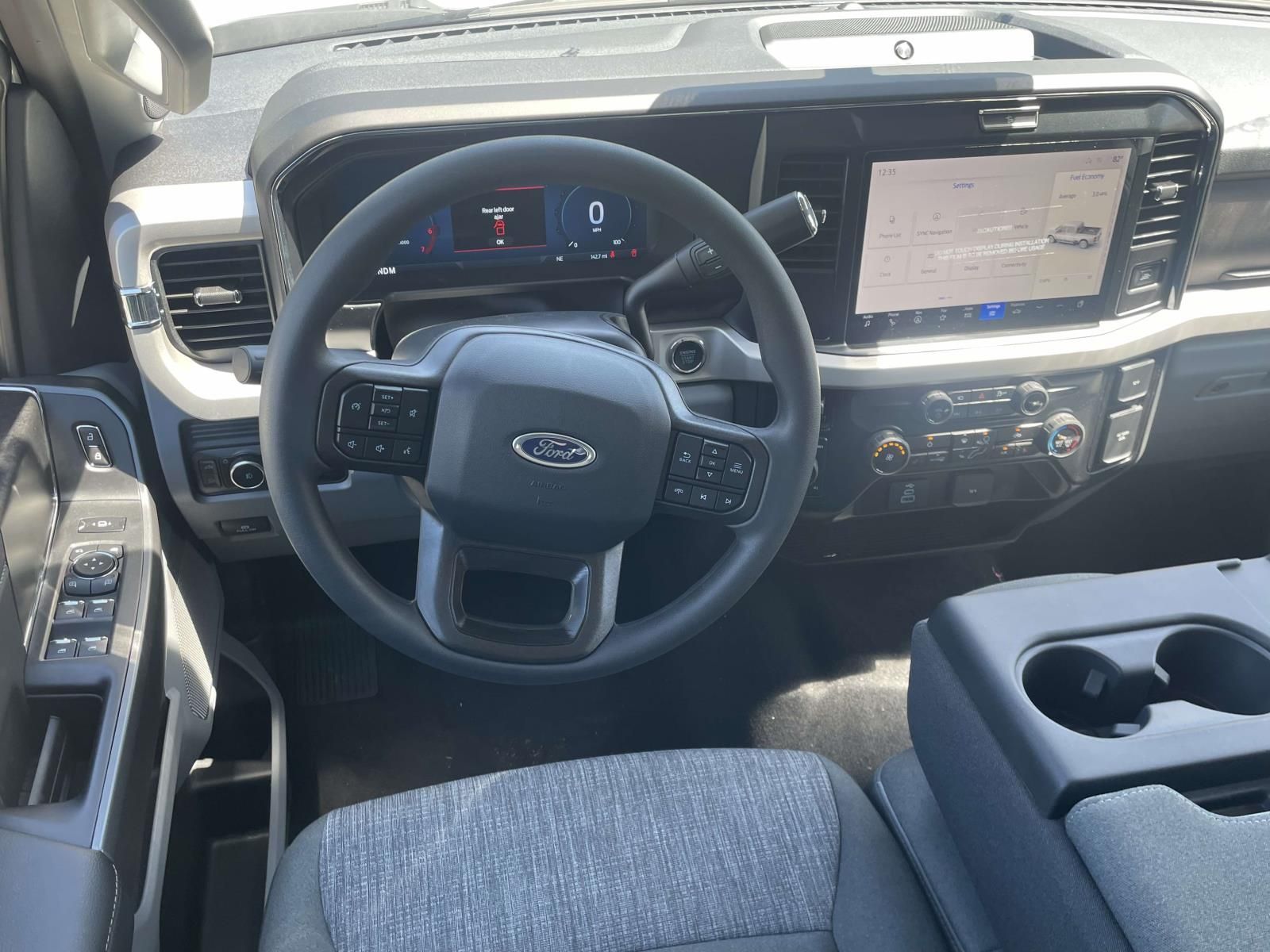 2026 Ford F-350 Super Duty XLT - Photo 8