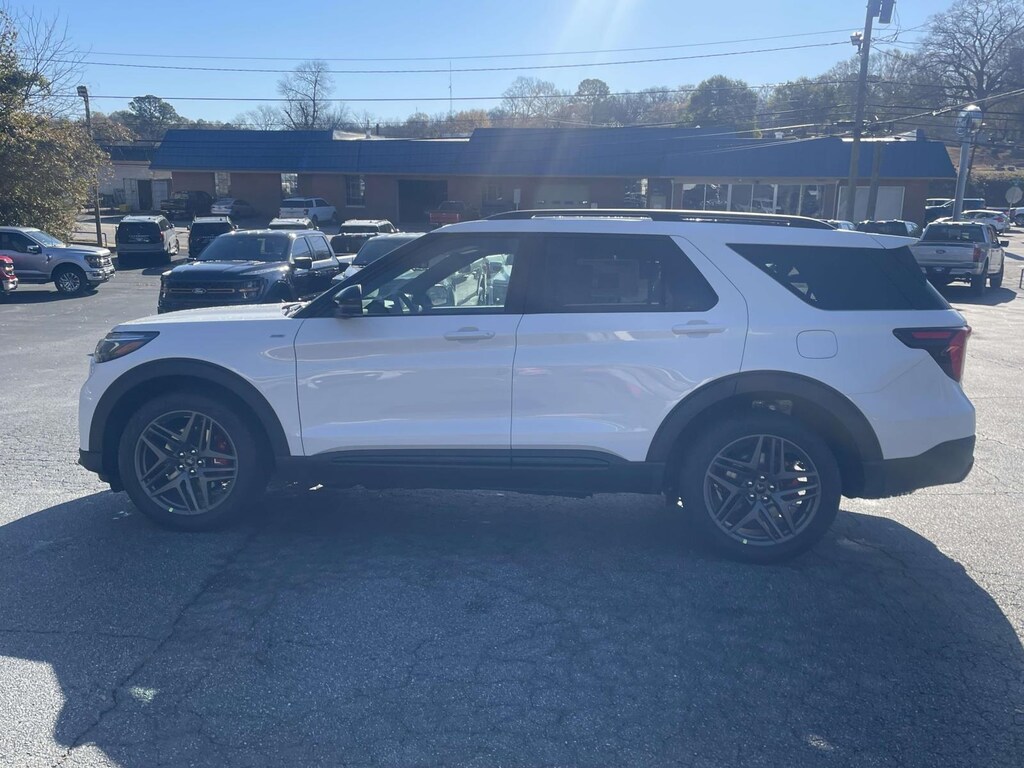New 2026 Ford Explorer ST-Line SUV