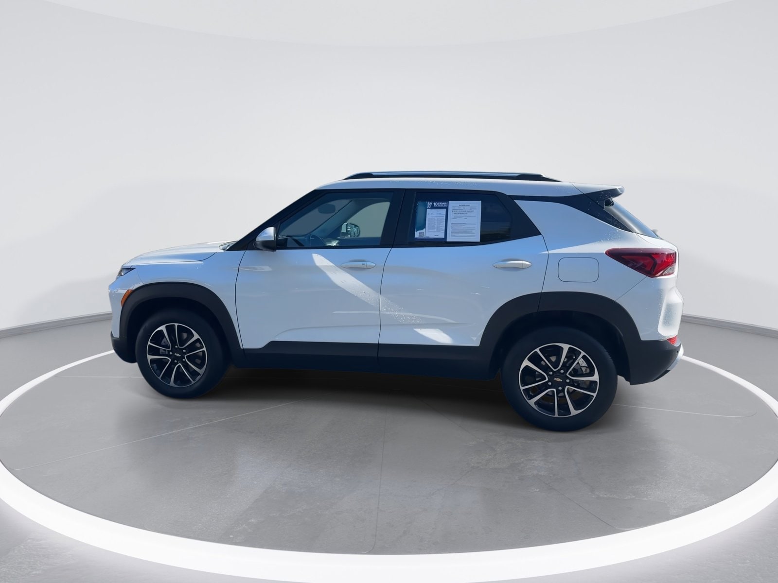 2025 Chevrolet Trailblazer LT photo 5