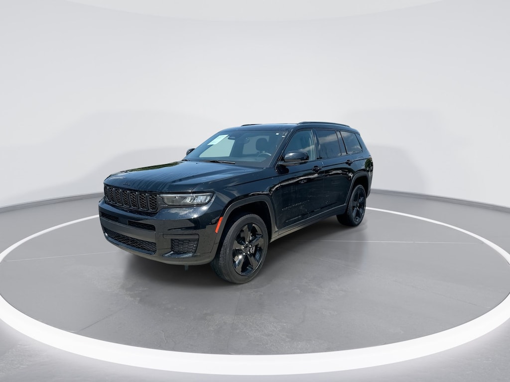 Used 2023 Jeep Grand Cherokee L Altitude SUV