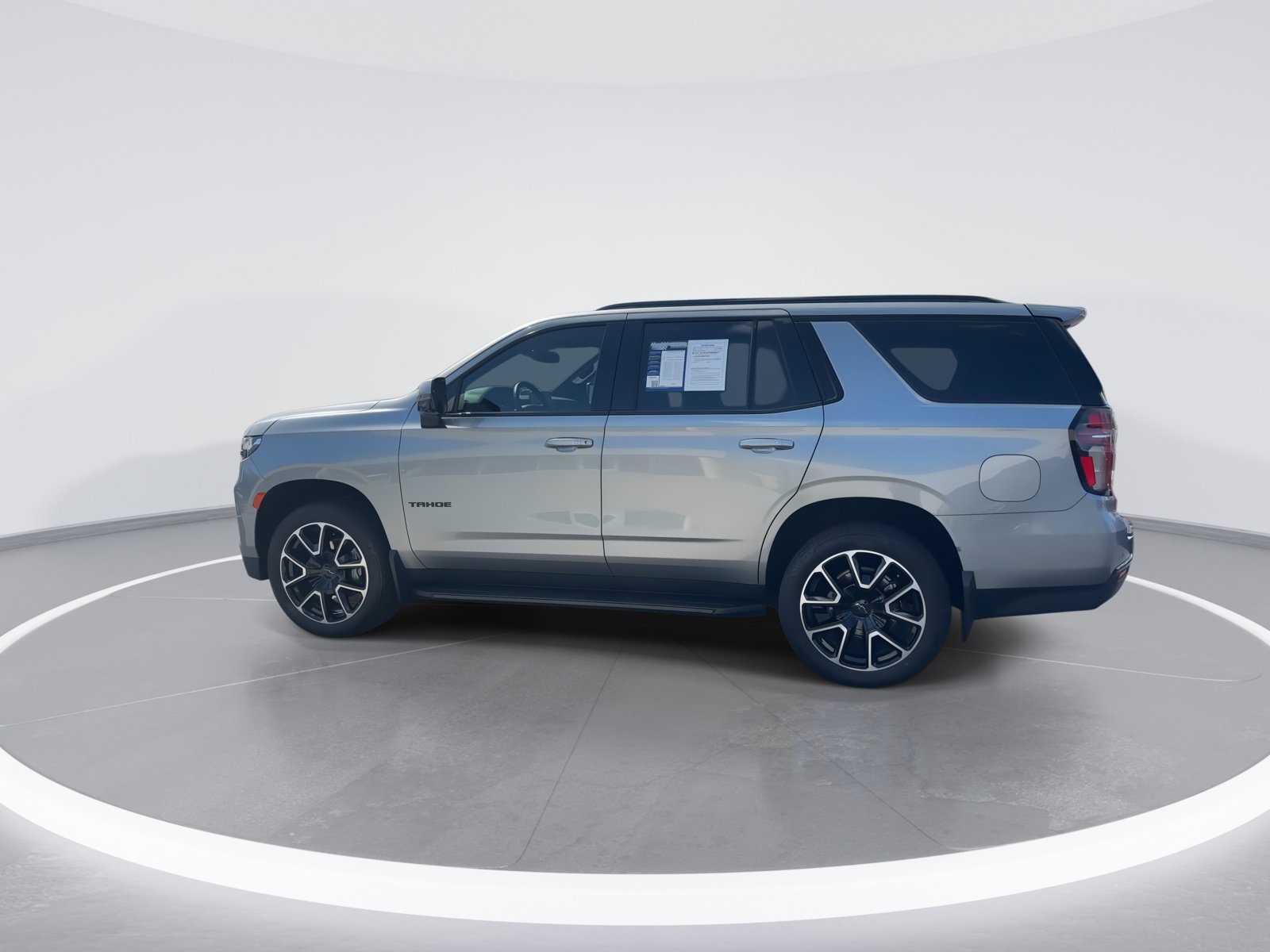 2024 Chevrolet Tahoe RST photo 5