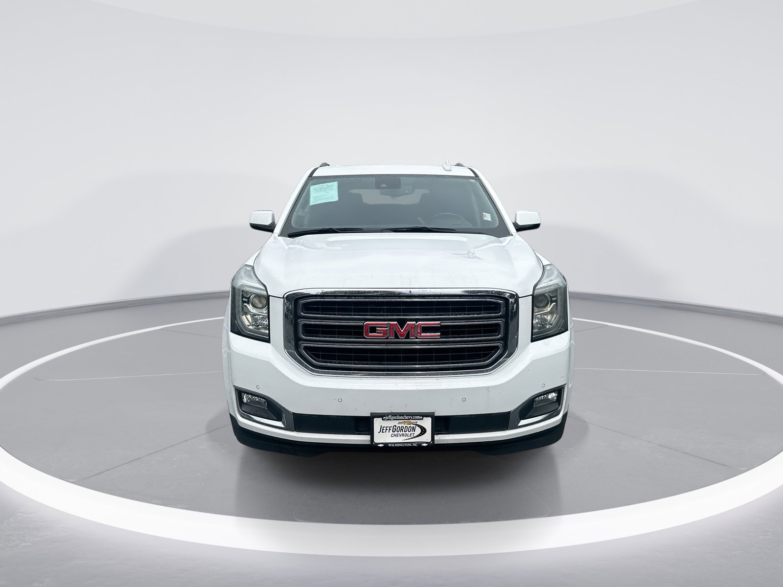 2020 GMC Yukon SLT photo 3